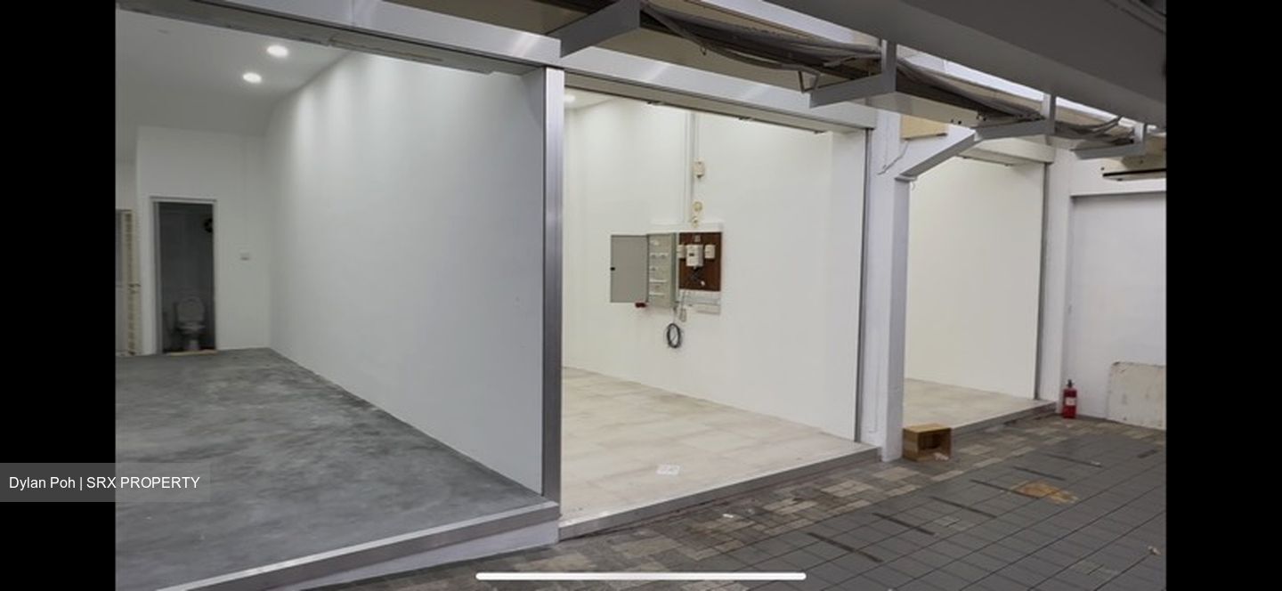 Yishun Avenue 11 (D27), Shop House #448070691